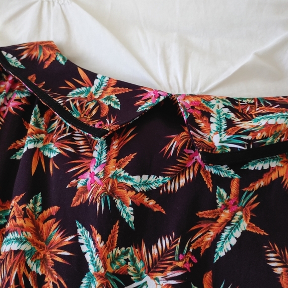 Hearts & Roses rockabilly tropical floral print midi dress. Size 12 - Picture 15 of 15